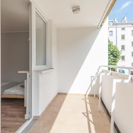 Superapart Staroscinska Rooms Warsaw Exterior photo